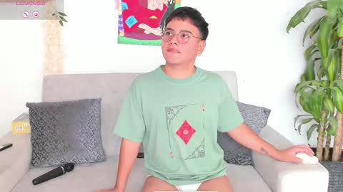 Angel online show from November 20, 2:27 pm