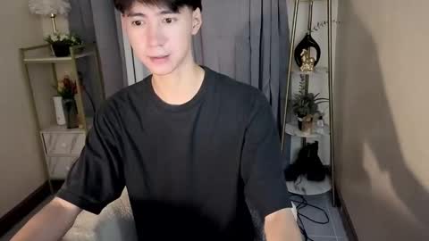 call me james online show from May 5, 12:18 pm