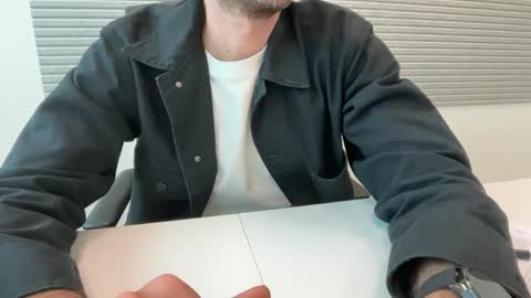 backtoureon online show from May 6, 7:20 am