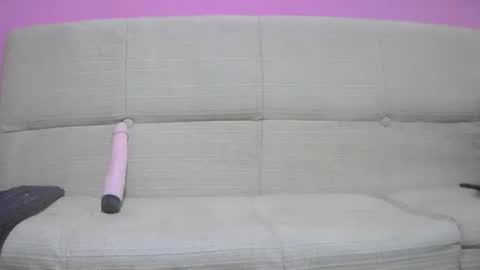 badaddo910342 online show from November 30, 9:11 am