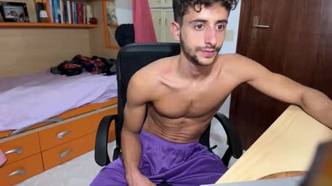 Snapshot of badguy_22 chatting on September 25, 9:13 pm Badguy online show from September 25, 9:13 pm