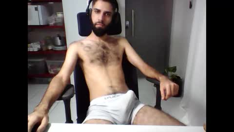 Snapshot of baianobarbudo chatting on December 13, 7:37 am baianobarbudo online show from December 13, 7:37 am