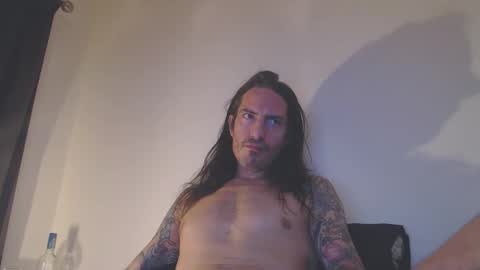 Bailey online show from March 31, 2:13 am