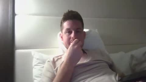 Snapshot of bake42069dick chatting on October 20, 3:43 am bake42069dick online show from October 20, 3:43 am