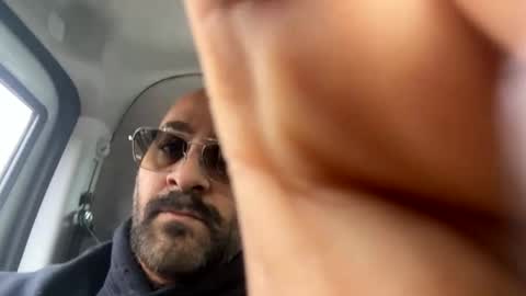 balinjt online show from November 10, 9:25 am