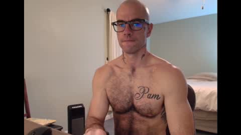 Snapshot of bam14680 chatting on December 30, 12:43 am bam14680 online show from December 30, 12:43 am