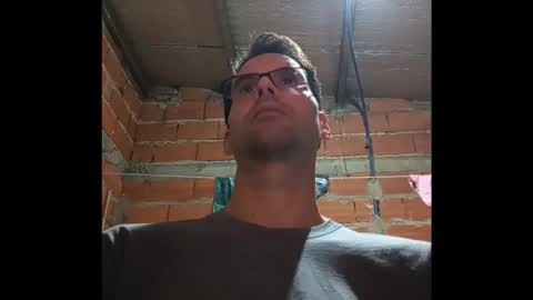 Ezequiel online show from February 25, 2:01 am