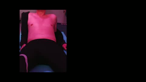 Snapshot of bangben22 chatting on December 6, 12:23 am bangben22 online show from December 6, 12:23 am