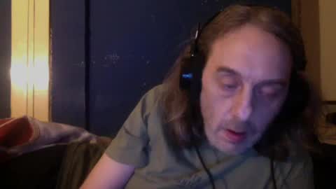 Snapshot of bangintoleather chatting on January 17, 3:23 am bangintoleather online show from January 17, 3:23 am