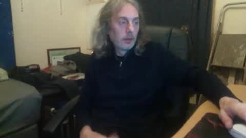 Snapshot of bangintoleather chatting on September 14, 2:57 am bangintoleather online show from September 14, 2:57 am