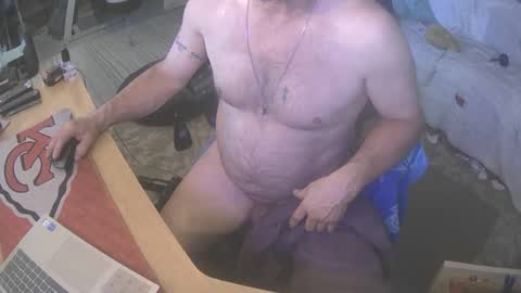 Snapshot of barewood30s chatting on September 26, 4:37 pm Barewood30s online show from September 26, 4:37 pm