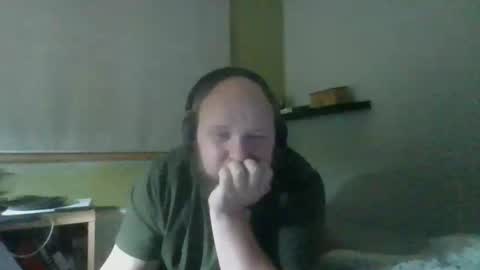 Snapshot of bart_poland chatting on October 1, 12:03 am bart_poland online show from October 1, 12:03 am