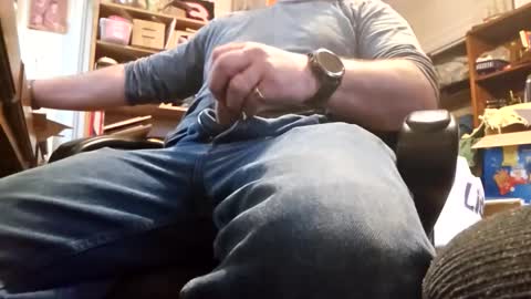 bartender3127 online show from April 2, 5:43 pm