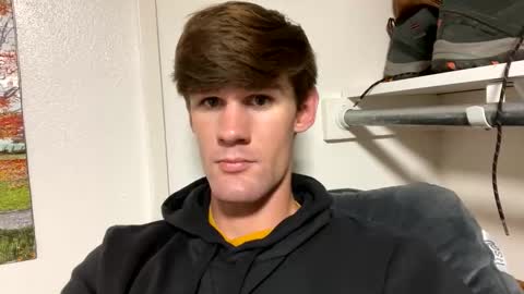 basicallyjustmee online show from October 24, 2:35 am