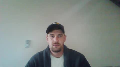 basteleus1 online show from February 25, 8:03 am