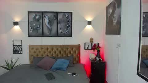 bastian_jones1 online show from November 22, 2:11 am