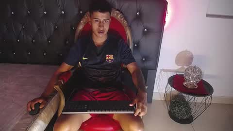 Bastian online show from October 6, 1:05 pm