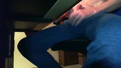 BateBro13 online show from January 17, 2:31 pm