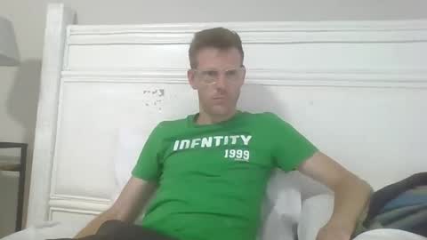 battyb1 online show from February 7, 11:28 am