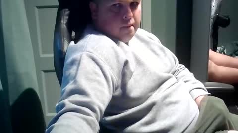 ray online show from October 15, 8:11 am