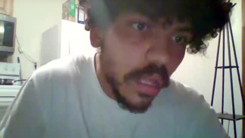 Snapshot of bbbbbro21 chatting on December 16, 2:04 am bbbbbro21 online show from December 16, 2:04 am