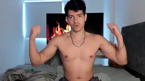 Valentino online show from October 14, 9:22 pm