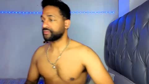 john online show from April 12, 12:28 pm