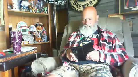 Snapshot of bbwlvr16 chatting on October 1, 9:30 pm bbwlvr16 online show from October 1, 9:30 pm