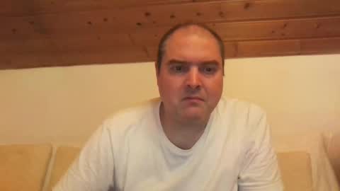 bear037 online show from September 30, 7:39 pm