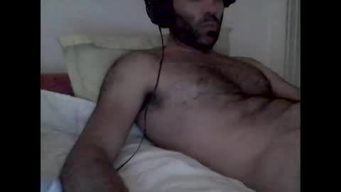 bear14250949 online show from October 15, 6:48 pm