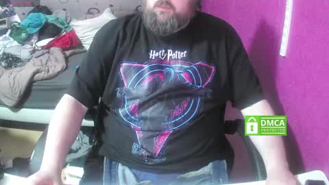 bear282667 online show from April 26, 4:04 pm