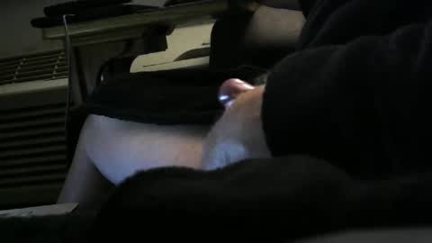 Snapshot of bear4146 chatting on September 13, 1:01 pm bear4146 online show from September 13, 1:01 pm