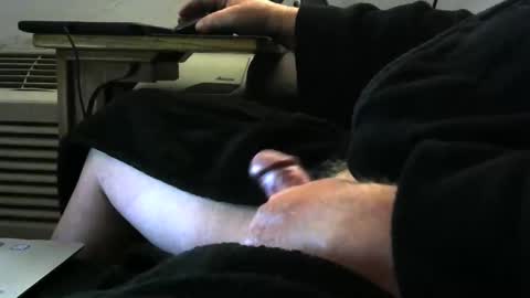 bear4146 online show from May 9, 12:39 pm