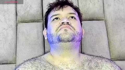 bear_biig online show from May 2, 3:42 am