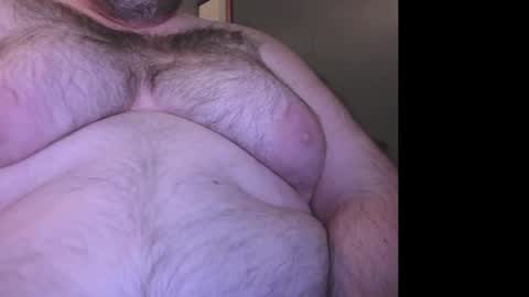 bear_man_oi online show from April 15, 3:45 pm