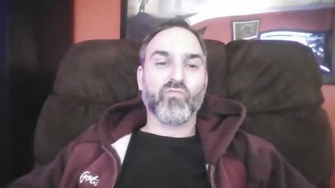 beardedambition online show from March 4, 12:50 am