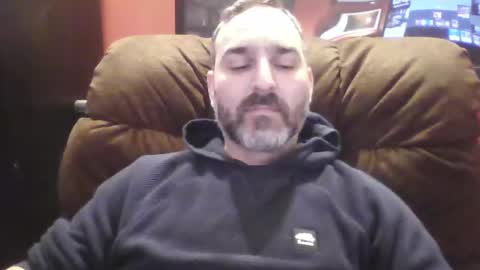 beardedambition online show from February 7, 8:20 pm