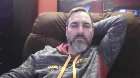 beardedambition online show from January 4, 4:32 pm