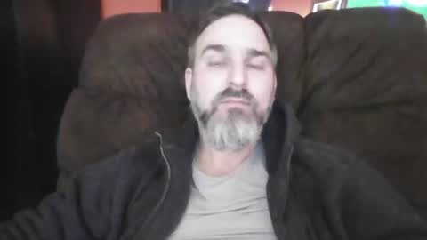 beardedambition online show from December 29, 3:44 am