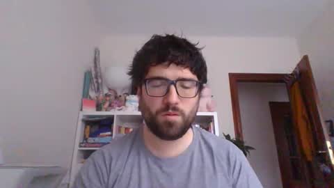 bearmen3107 online show from May 8, 6:25 am