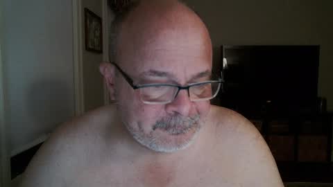 Bears Papa Papi online show from January 12, 8:57 am