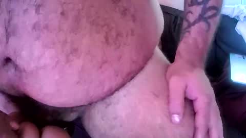 bearxxx80 online show from October 3, 12:32 pm