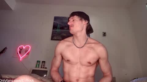 bebe  dust online show from October 22, 2:32 pm