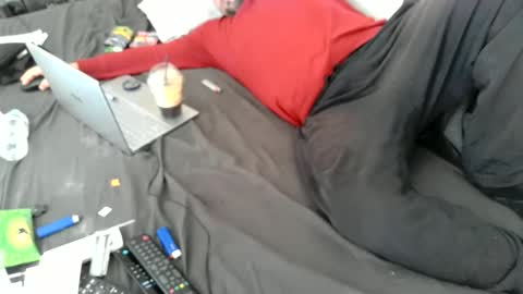 bedroomvibe online show from February 14, 10:38 am