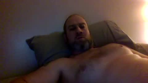 Snapshot of beekstar chatting on October 4, 2:49 am beekstar online show from October 4, 2:49 am