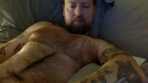Snapshot of beewolf25 chatting on October 10, 10:23 pm Beewolf online show from October 10, 10:23 pm