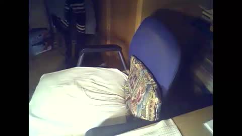 bekklove1 online show from December 4, 2:42 am