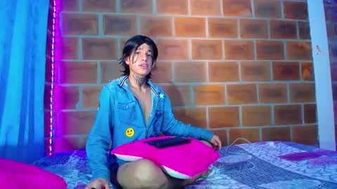 bellamy_094 online show from September 12, 8:20 pm