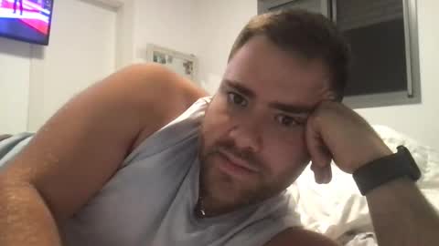 Snapshot of ben117 chatting on October 30, 6:53 pm ben117 online show from October 30, 6:53 pm