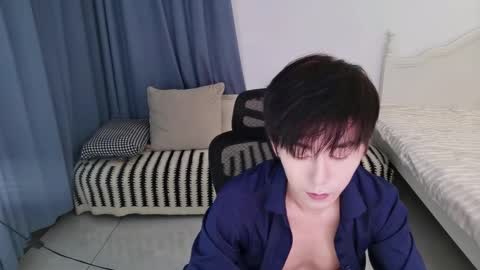 Snapshot of ben705676 chatting on October 10, 3:17 pm Ben online show from October 10, 3:17 pm